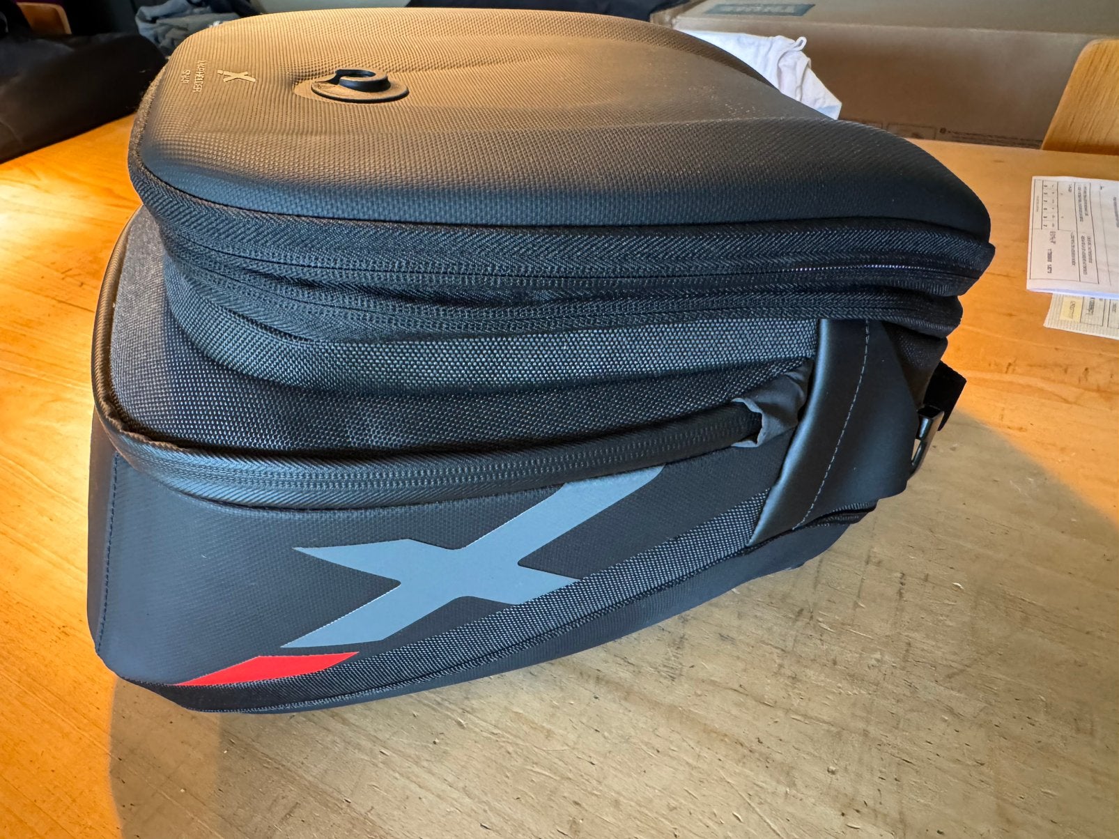 Givi Tanklock X-Line XL05B pour Africa Twin 2018 à 2026, Motos, Enlèvement, Neuf
