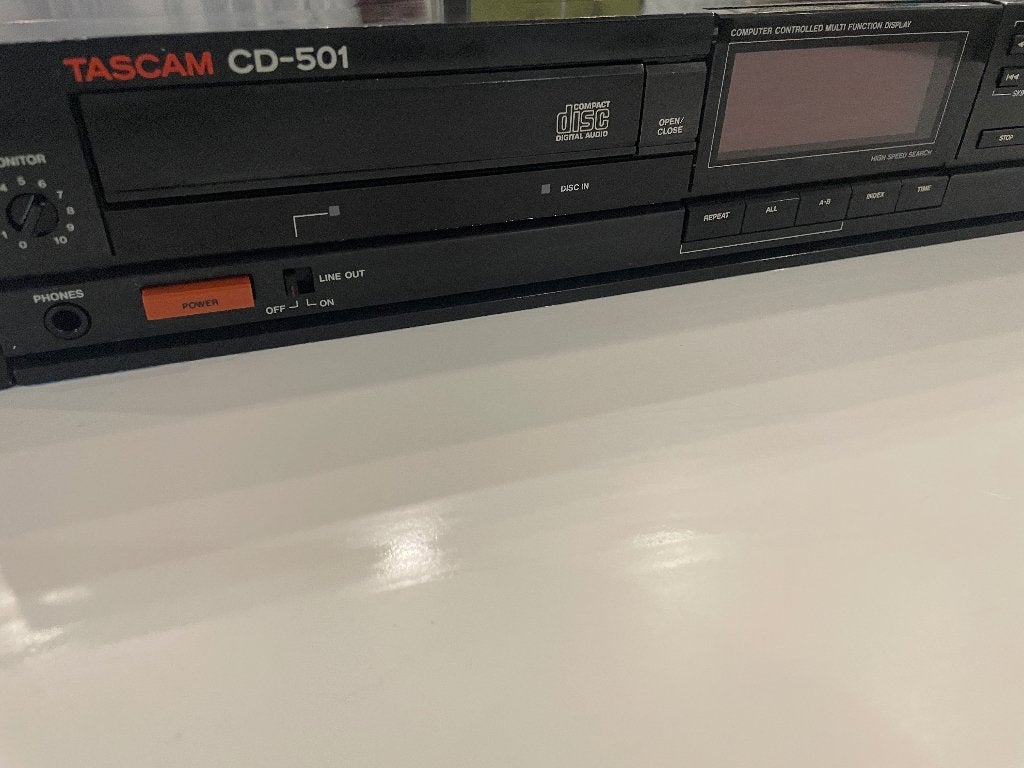 Rare platine cd  pro Tascam cd 501, Audio, Tv en Foto, Cd-spelers, Ophalen of Verzenden, Zo goed als nieuw