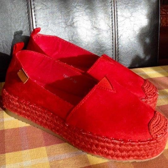 Nieuwe schoenen met rode hak p.38, Espadrilles, Nieuw, Ophalen of Verzenden, Rood