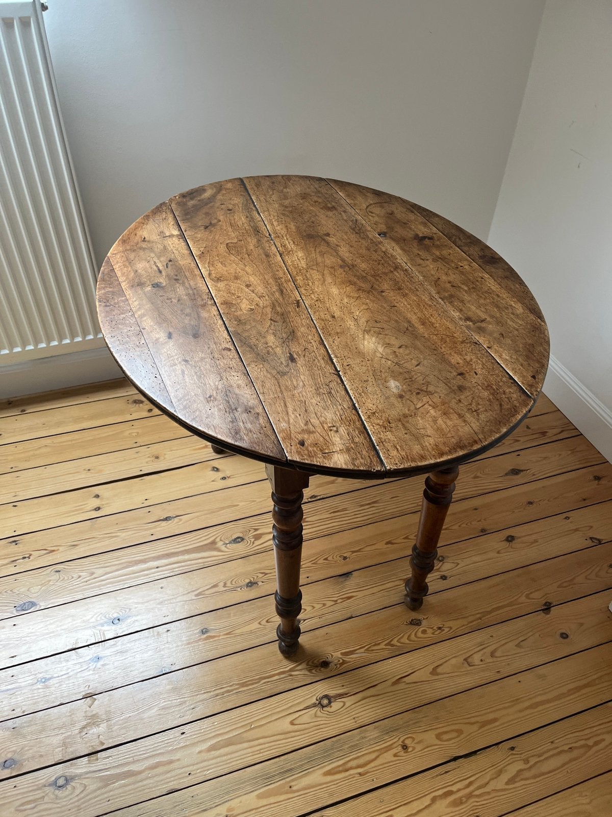 Side table - bijzettafel - zijkanten inklapbaar, Ophalen