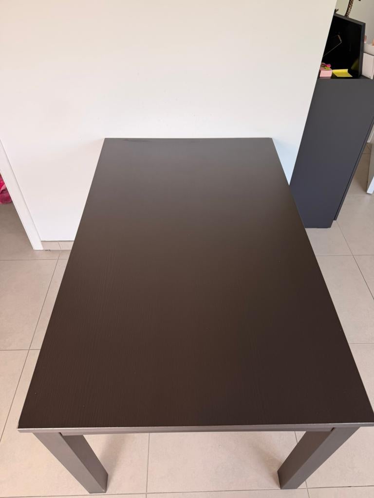 Belle table à manger IKEA marron en chêne (style japandi), Cinq personnes ou plus, Comme neuf, Enlèvement, 50 à 100 cm