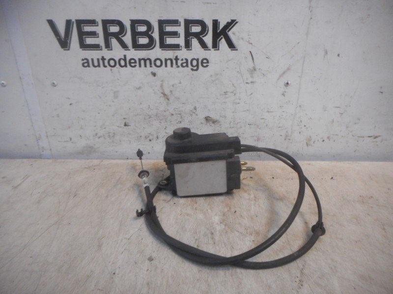 REGULATEUR DE VITESSE Ford Mondeo III Wagon (1s7u9c735ba), Henry-Ford-Straße  1
50735  Köln, DE, Ford-Werke GmbH, Kunden@ford.com