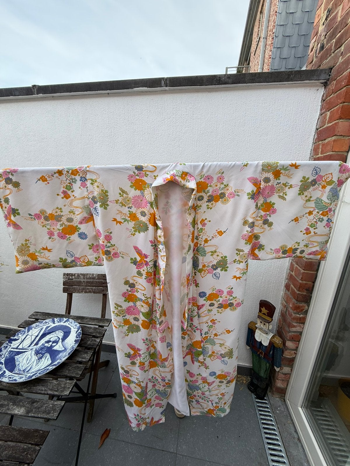 Vintage Japanse kimono– 100% rayon–Japan –bloemen & vlinders, Ophalen of Verzenden, Gedragen