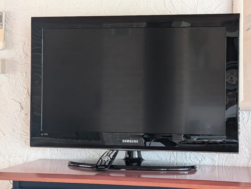 Samsung TV: 32 inch, Audio, Tv en Foto, Televisies, Ophalen, Gebruikt, LCD, 80 tot 100 cm