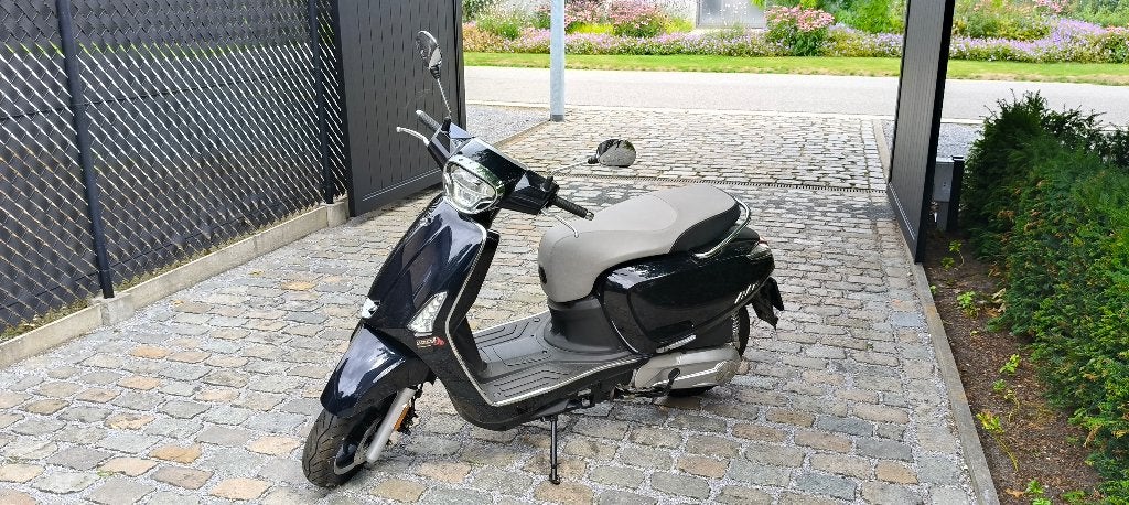 kymco 125 cc like blauw, Ophalen, 125 cc, Zo goed als nieuw, Like