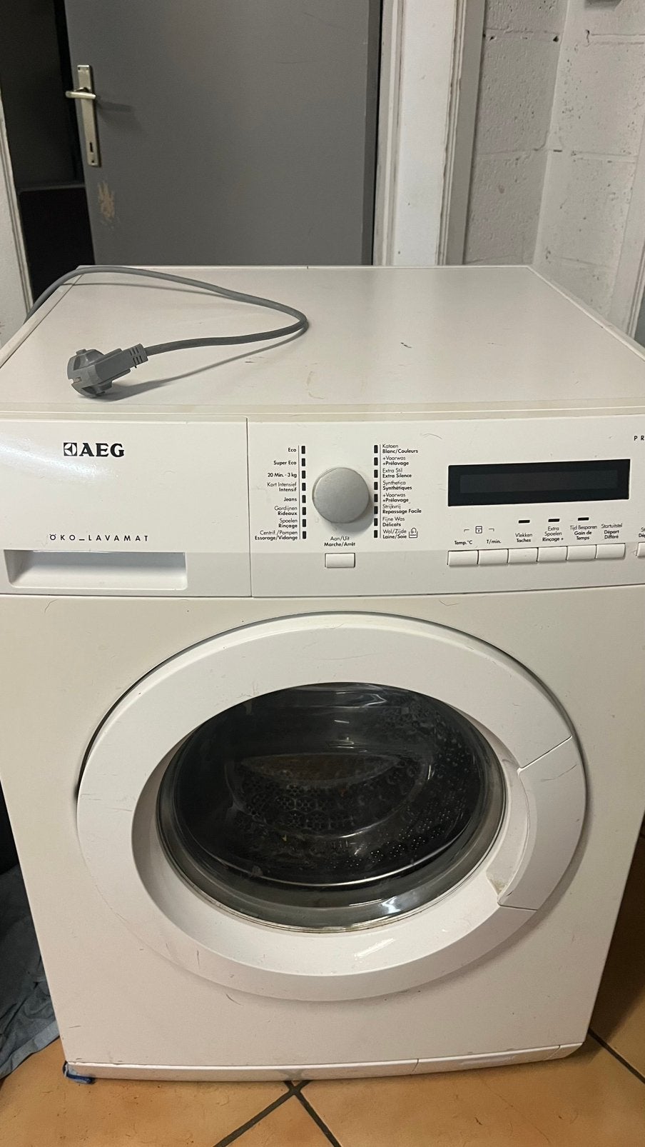 Machine a laver AEG à réparer !!, Enlèvement, Utilisé