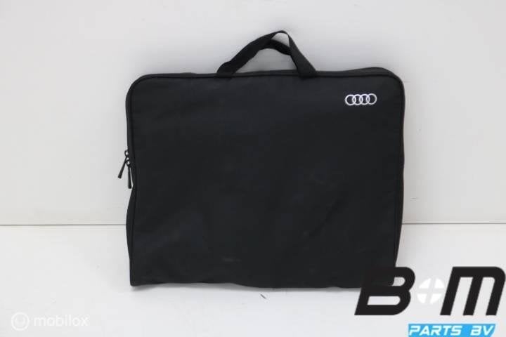 Skizak met tas Audi A3 8V 8V0885215, Gebruikt