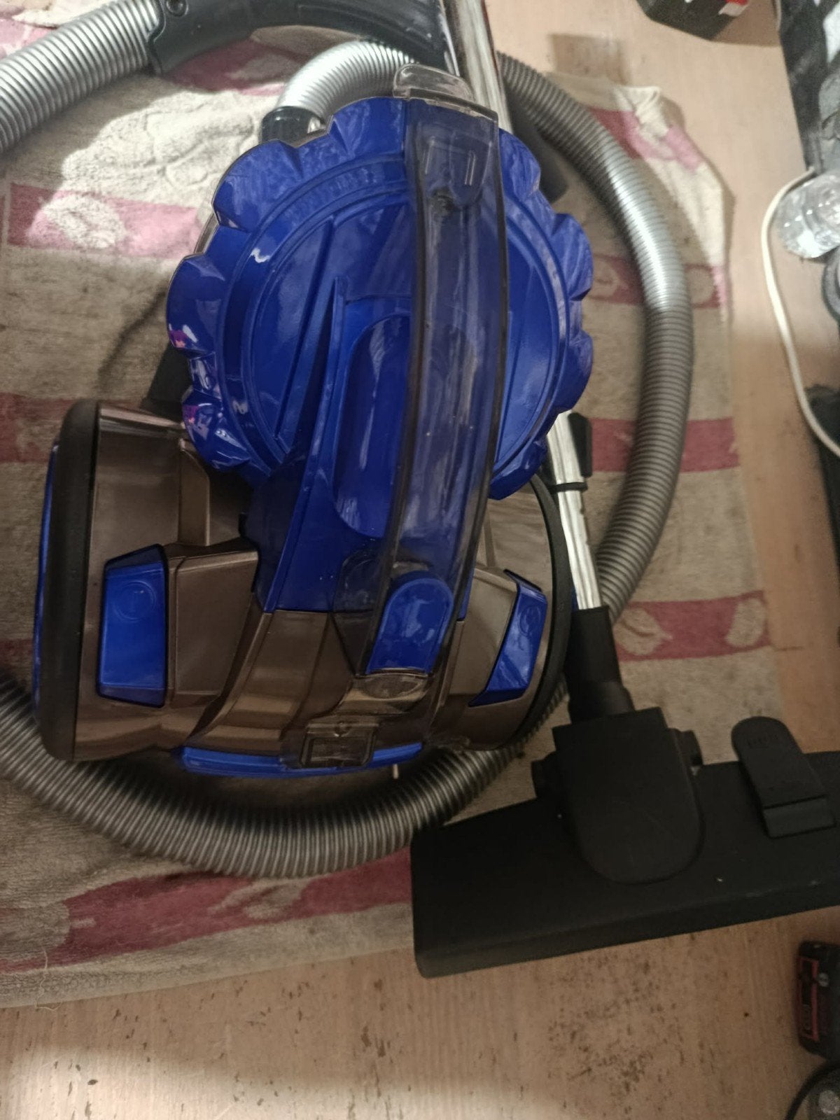 aspirateurs sans sac, Electroménager, Enlèvement