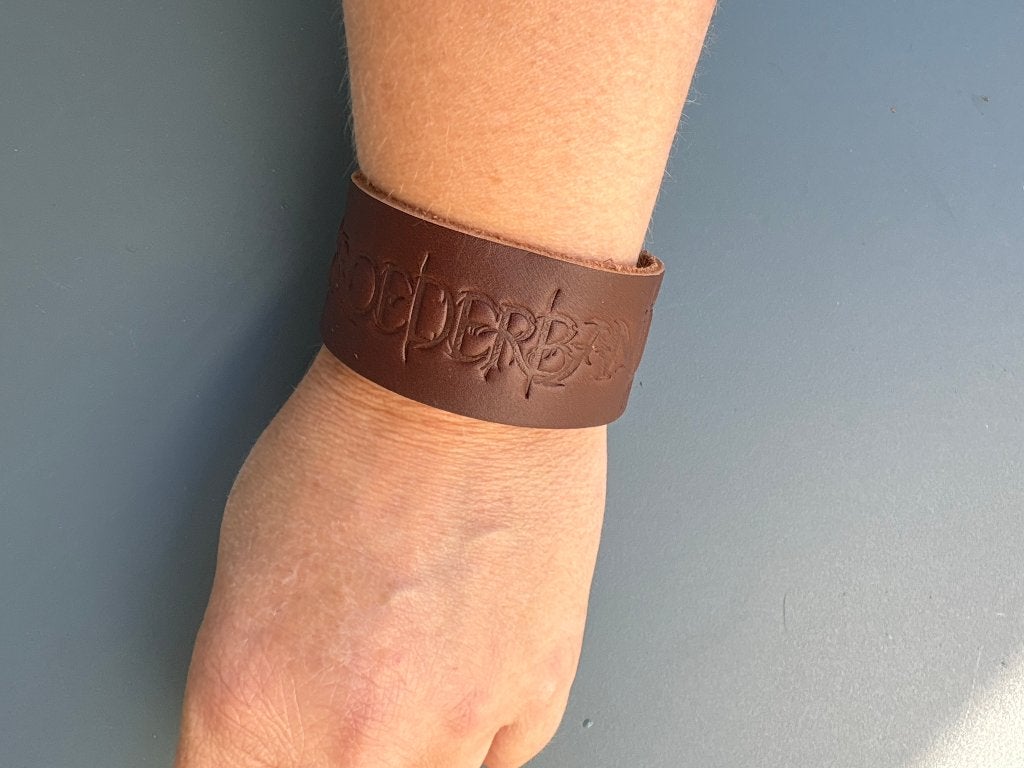 Officiële merchandise armband van Broederband, Ophalen of Verzenden, Nieuw, Leer