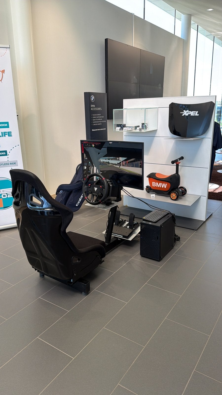 Te koop 2x race simulator frame (afzonderlijk te koop), Thrustmaster, Ophalen, Zo goed als nieuw, PC