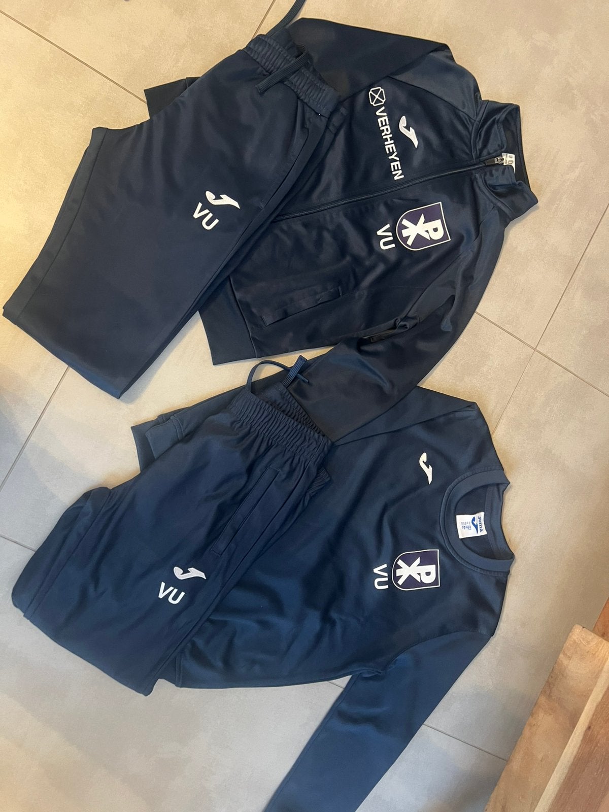 PATRO - maasmechelen voetbal kleren ‼️ 10y, Ophalen, Gedragen, Voetbal
