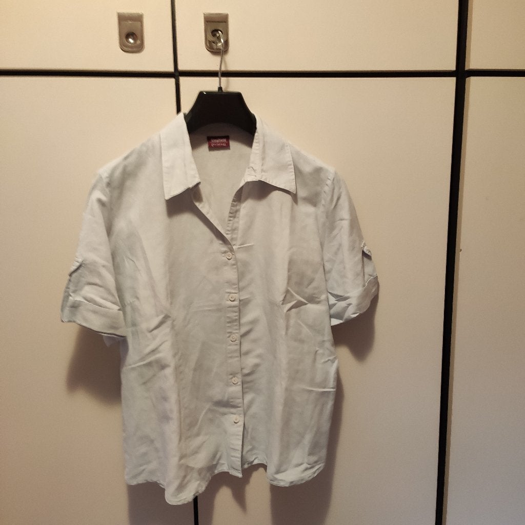 hemelsblauwe blouse met korte mouwen, Kleding | Dames, Blauw, Maat 42/44 (L), Ophalen of Verzenden, Kingfield