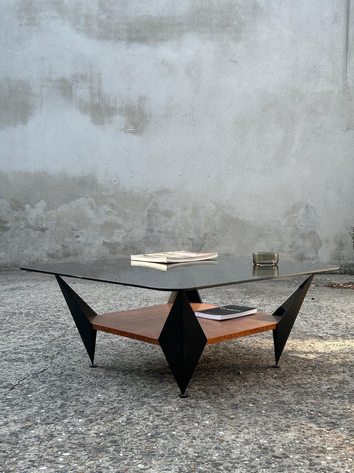 Vintage postmoderne salontafel – rookglas & wortelfineer, Huis en Inrichting, 50 tot 100 cm, 75 cm of meer, Ophalen of Verzenden