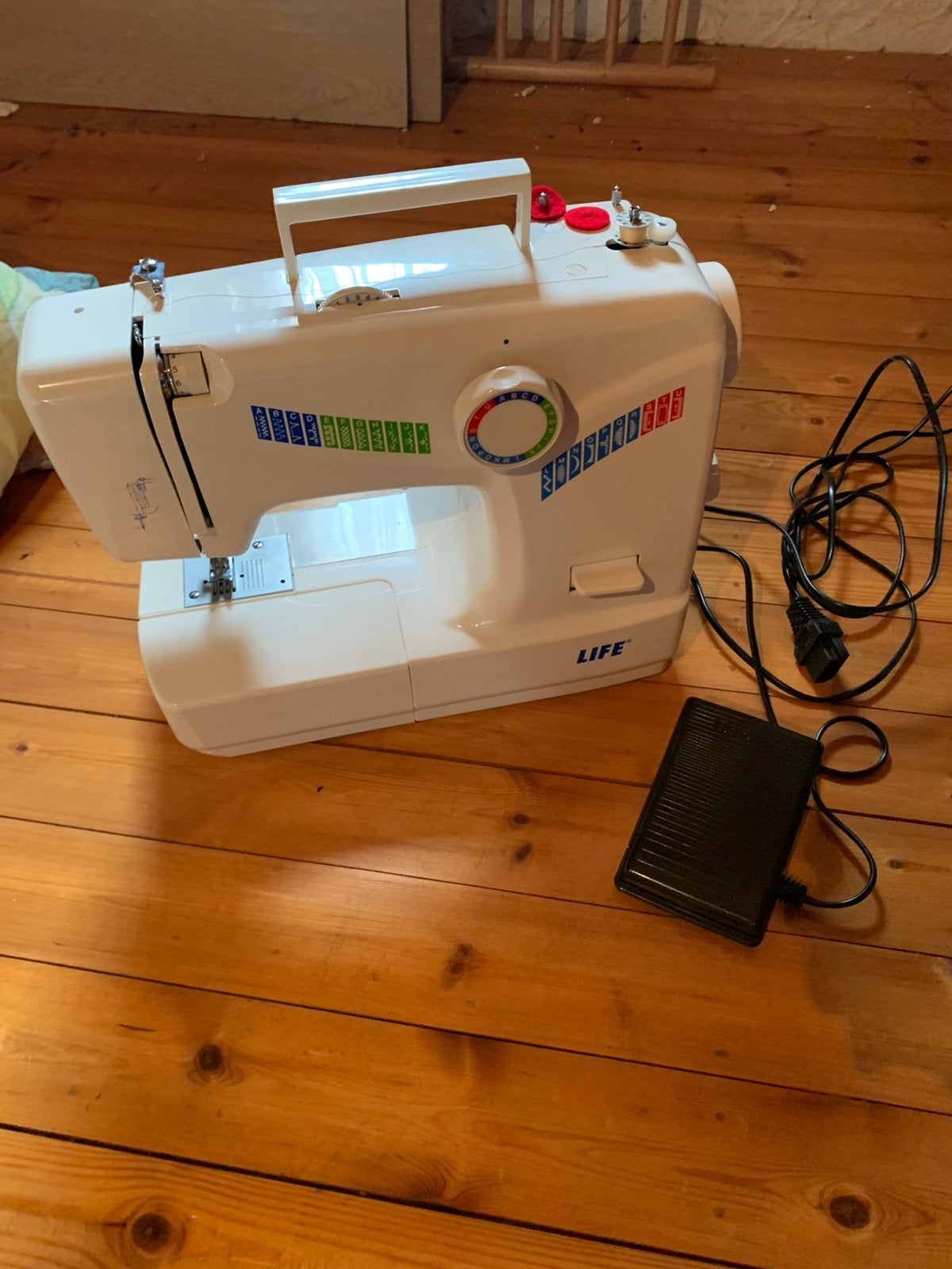 Life Naaimachine  MD 11836, Hobby en Vrije tijd, Ophalen, Zo goed als nieuw, Naaimachine