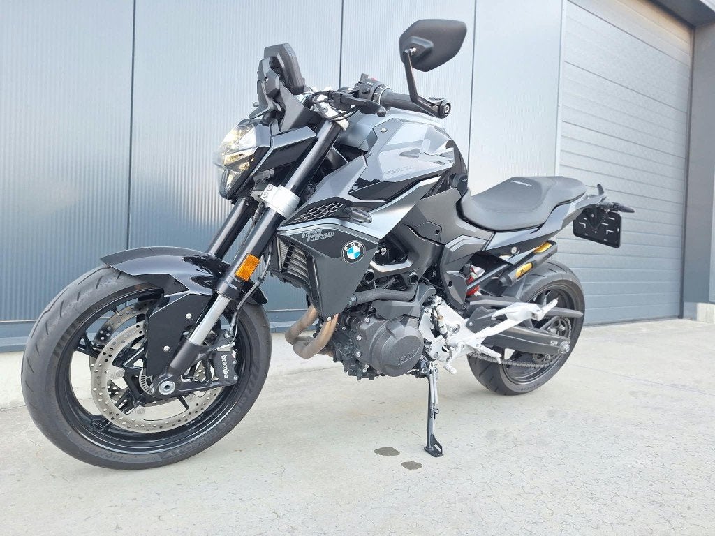 F 900 R - PREMIUM SELECTION, Motoren, Bedrijf, Meer dan 35 kW, Naked bike, 2 cilinders