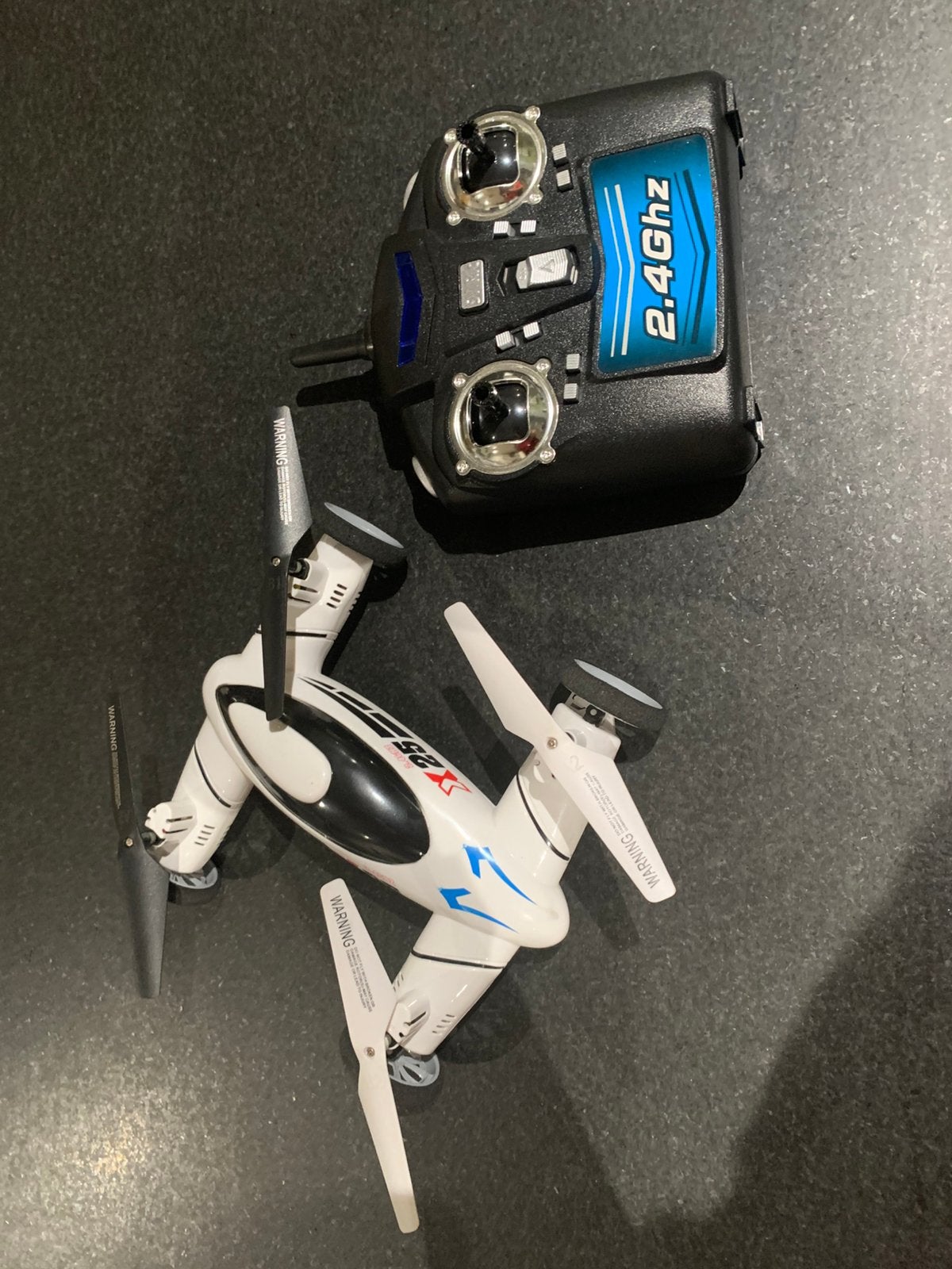 Drones, TV, Hi-fi & Vidéo, Drones, Éclairage, Enlèvement, Utilisé, Moins de 100 m