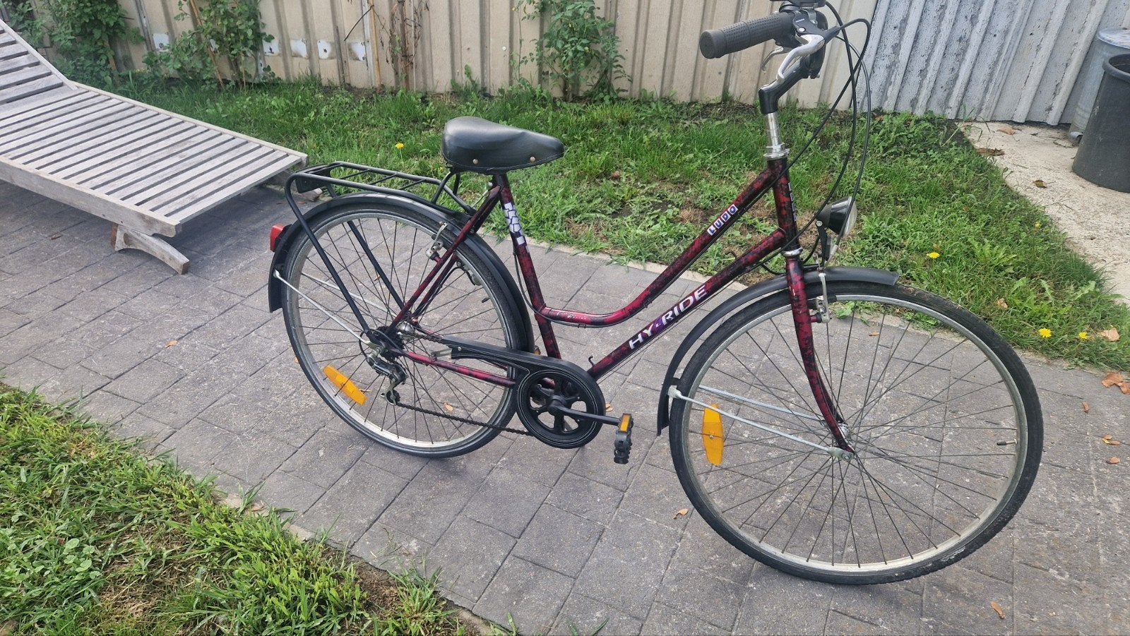 je vends velo de 28 pouces style hollandais en tres bon eta, Vélos & Vélomoteurs, Enlèvement, Utilisé, Frein sur jante, Vitesses