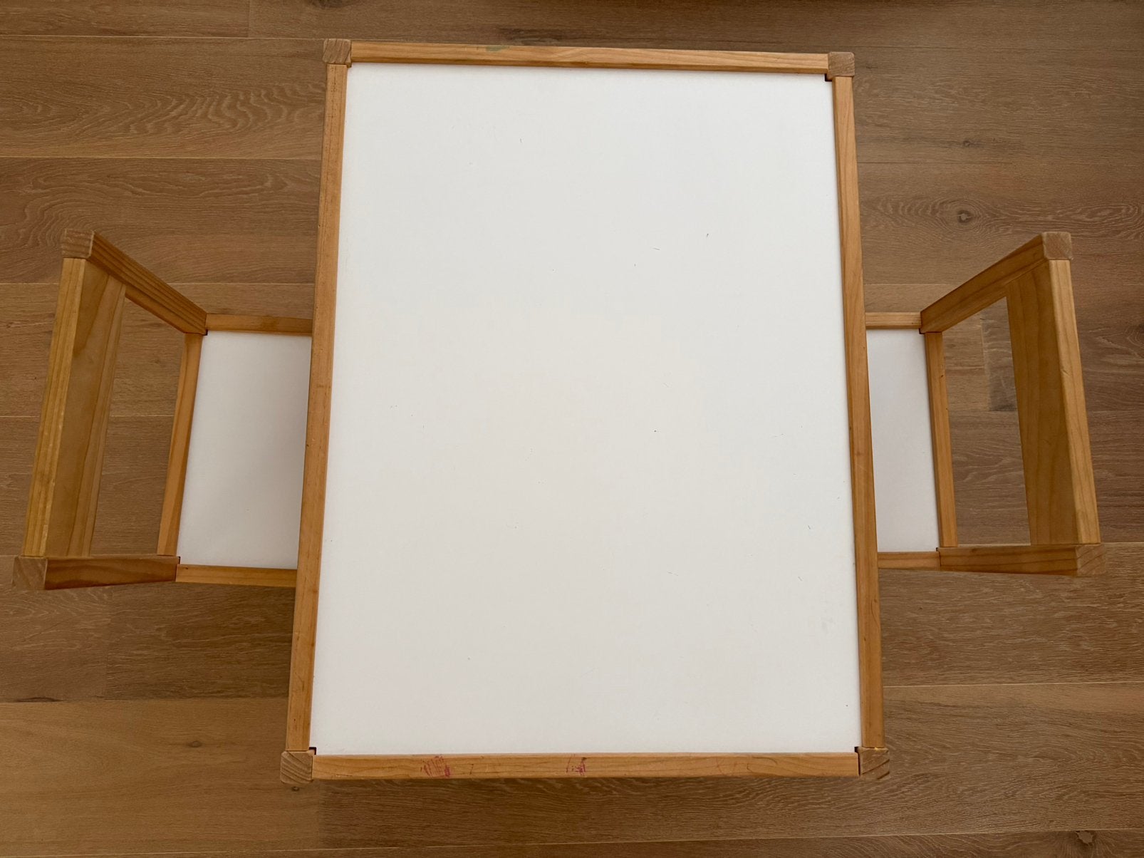 Kindertafeltje en 2 stoelen Ikea, Kinderen en Baby's, Ophalen, Gebruikt