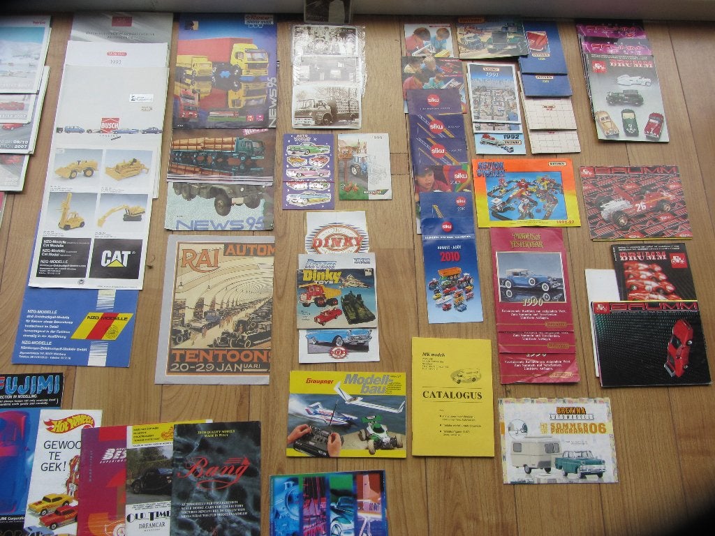 Unieke collectie catalogussen model auto's fabrikanten, Ophalen of Verzenden