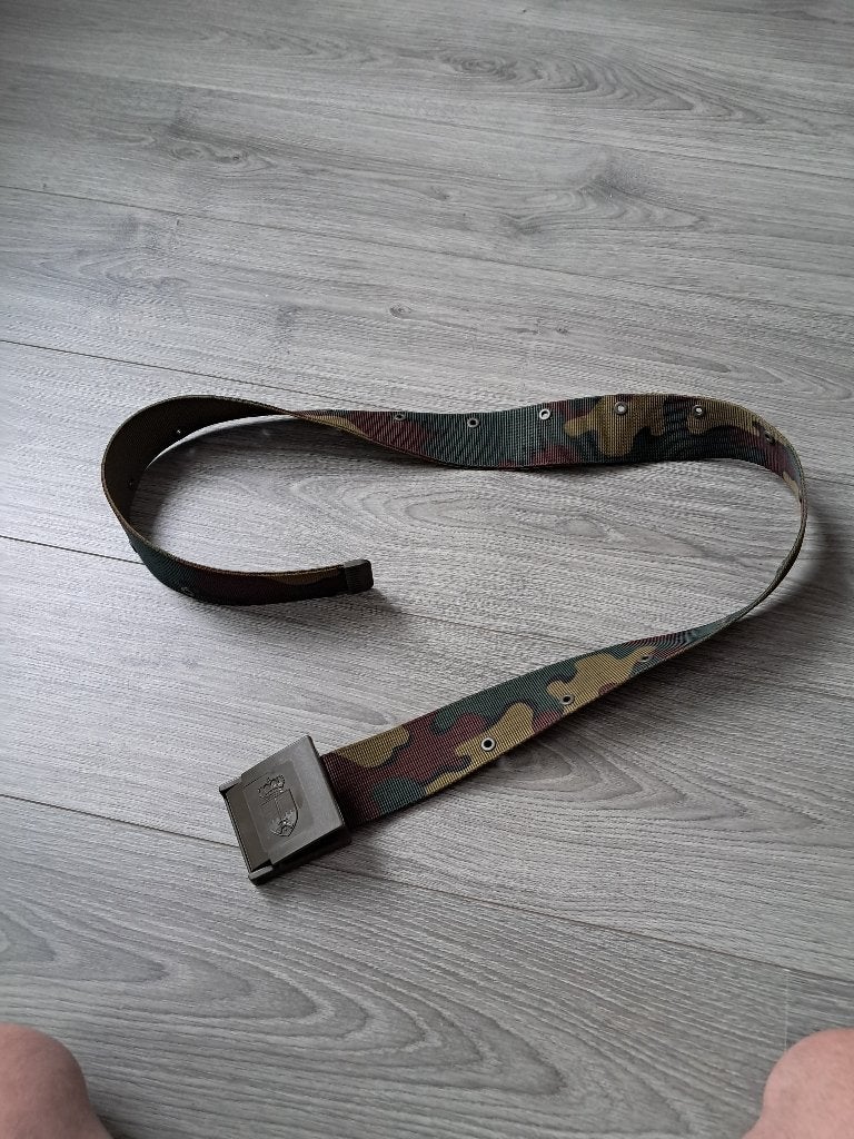Brede Gordel Camouflage, Verzamelen, Militaria | Algemeen, Ophalen of Verzenden, Landmacht, Kleding of Schoenen