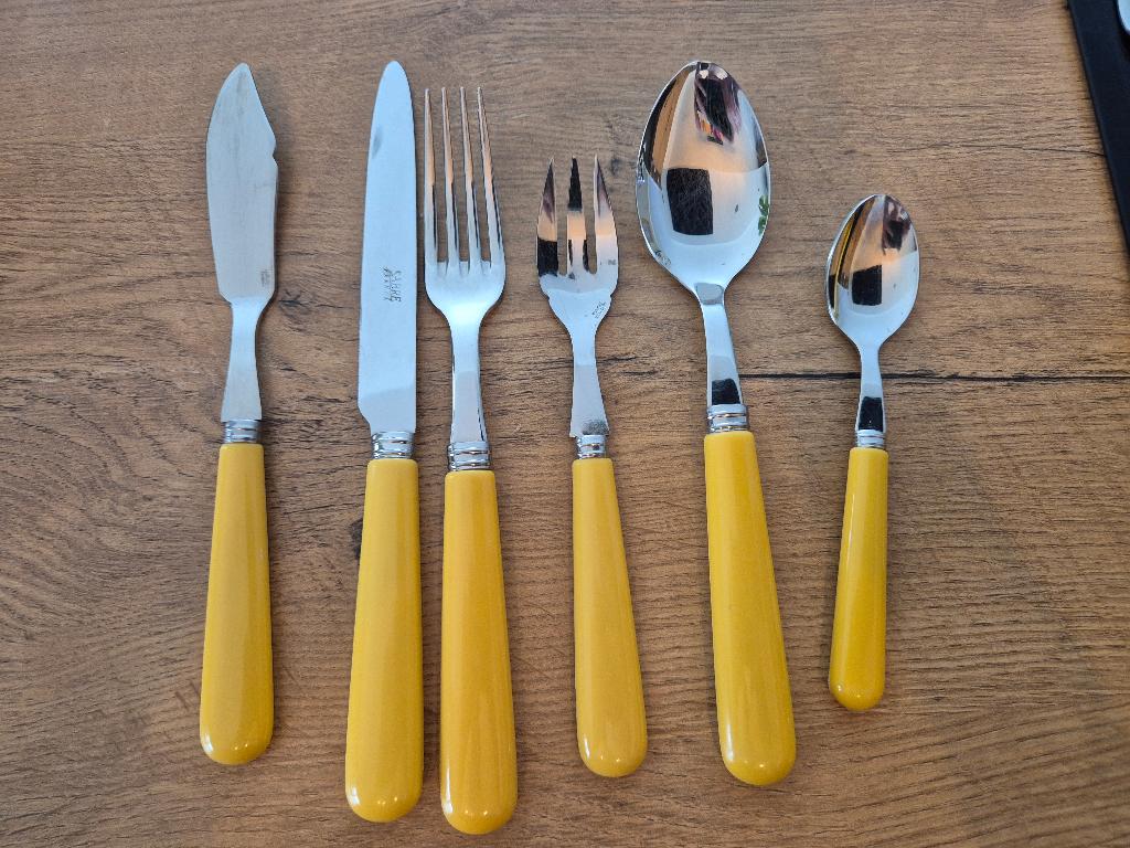 Sabre paris service 6 personnes, Antiek en Kunst, Antiek | Servies compleet, Ophalen