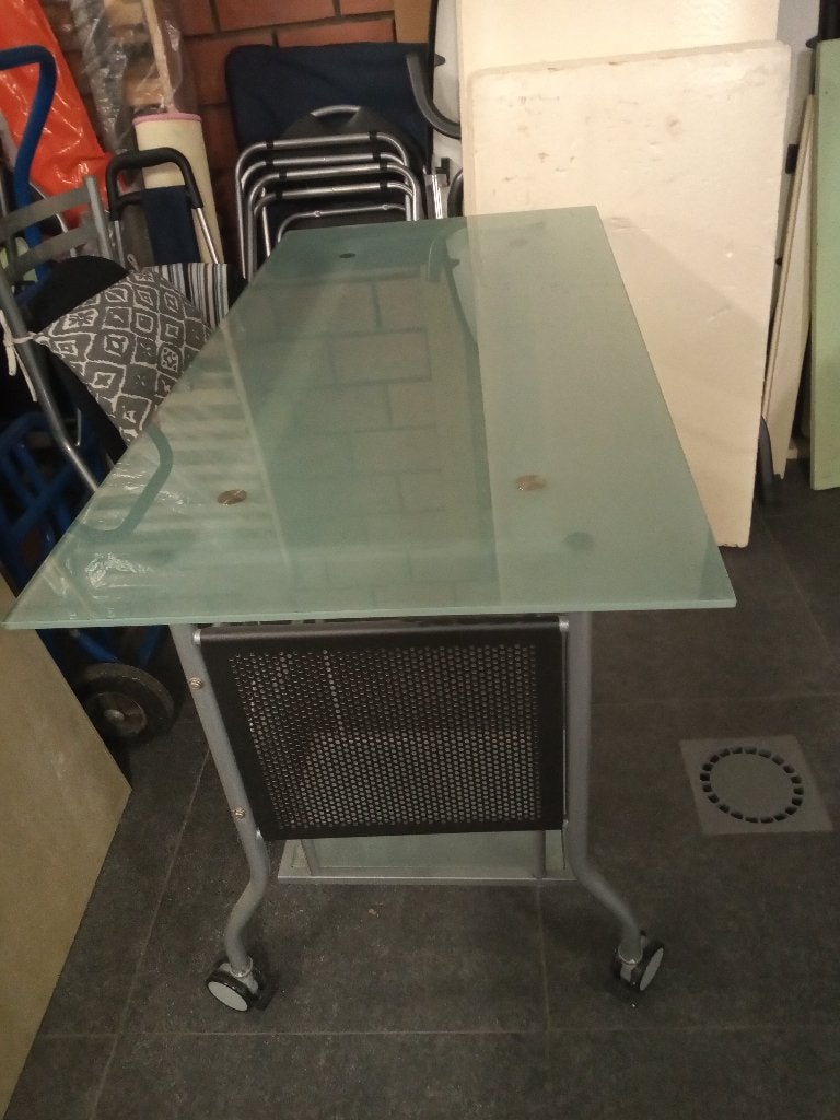 Bureau, Maison & Meubles, Autres marques, Bureau d'écolier, Avec roues, Comme neuf