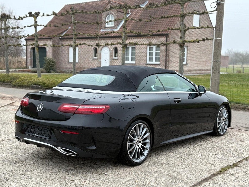 Mercedes E220 CDI Cabrio AMG Line Cam Sfeer Navi Led, Auto's, Automaat, Cabriolet, Verwarmde buitenspiegels, Zwart