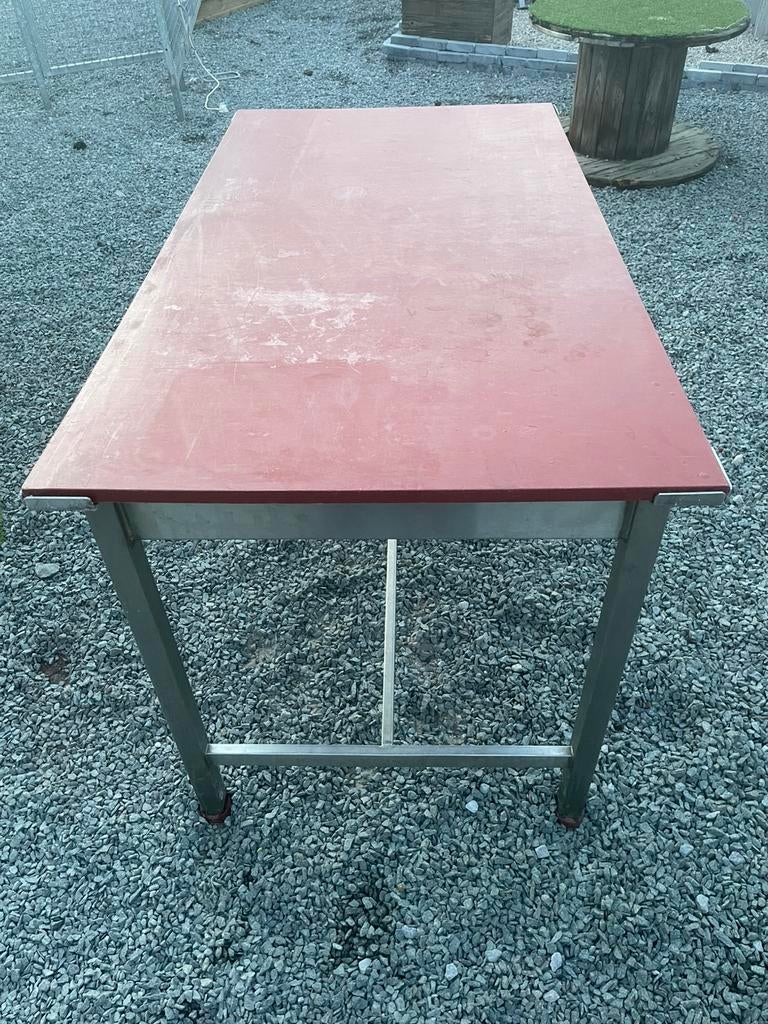 Table de boucher, Enlèvement, Utilisé