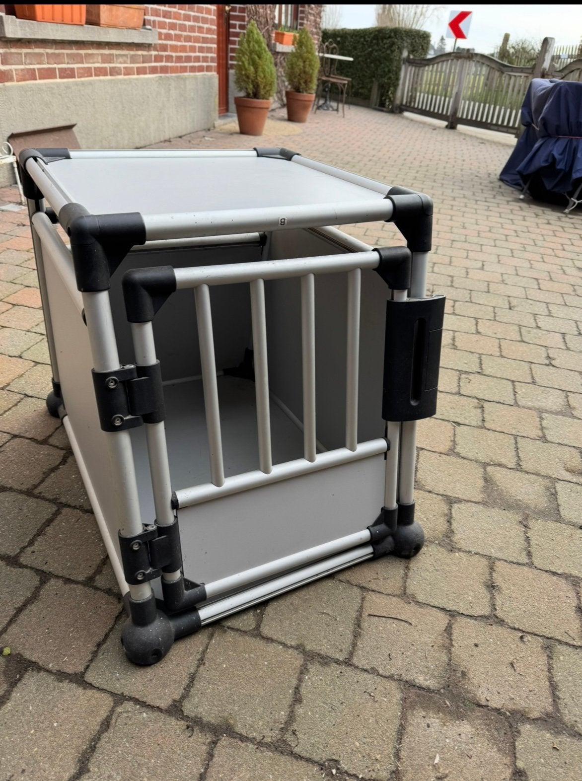Bench voor hond, Dieren en Toebehoren, Hondenbenches, Ophalen, Zo goed als nieuw