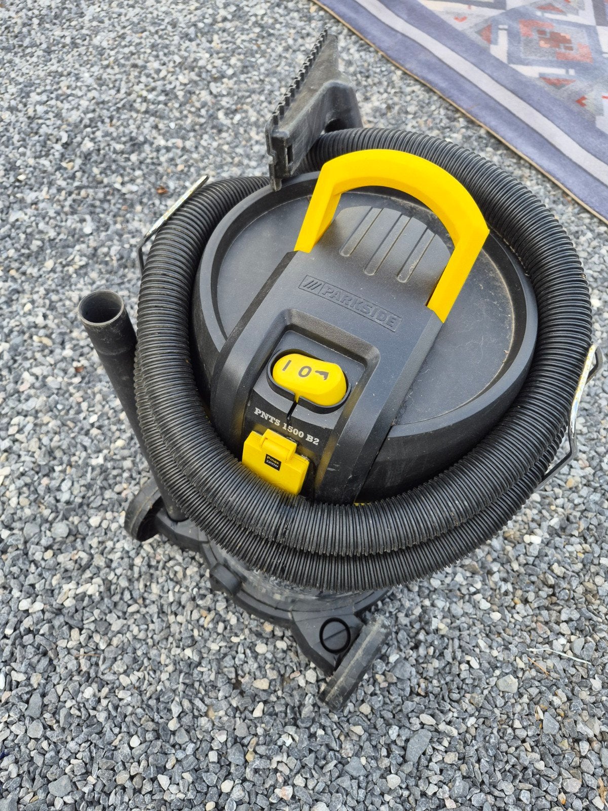 aspirateur eau et poussière Parkside PNTS 1500 B2, Caravanes & Camping, Enlèvement