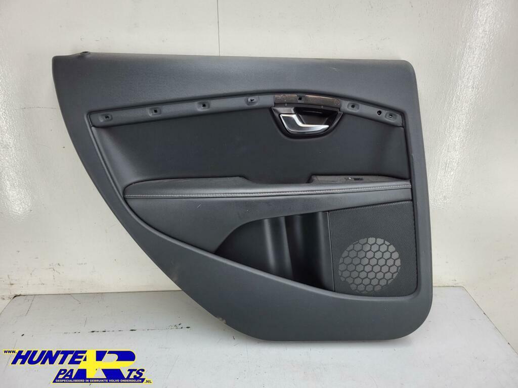 Bekleding deur LA Volvo V70 III ('07-'17) 39825383, Enlèvement ou Envoi, Volvo, Volvo, Utilisé