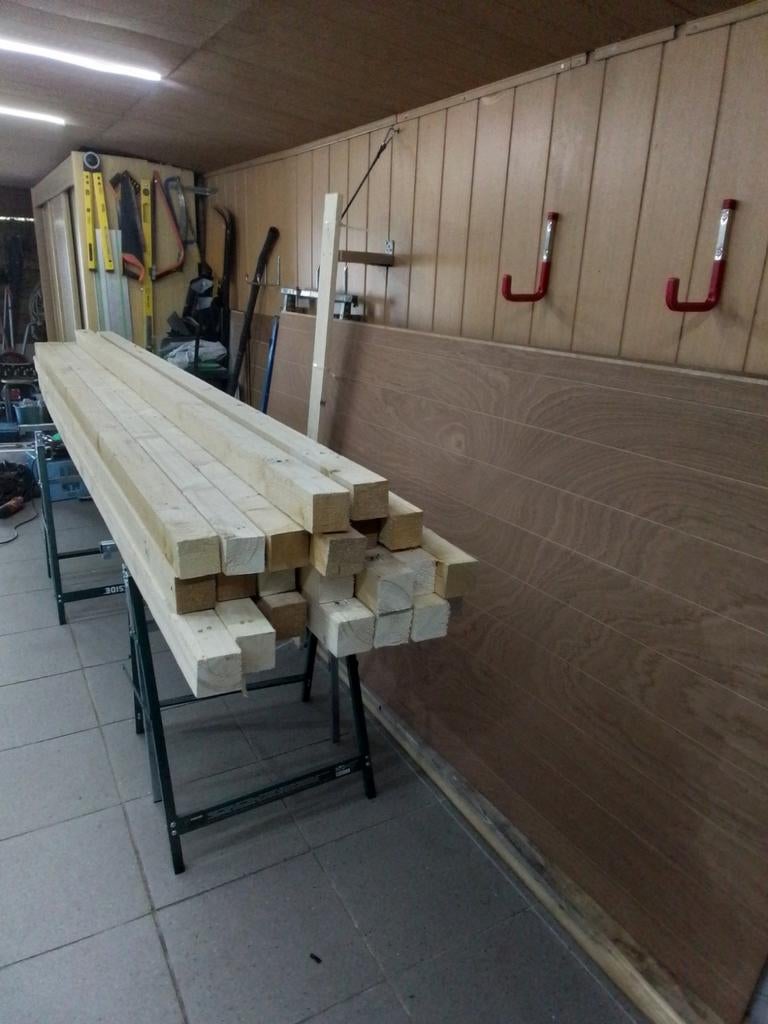 Gebruikte balken 3m op7cm op7cm voor6,5eur per stuk, Ophalen, Balken