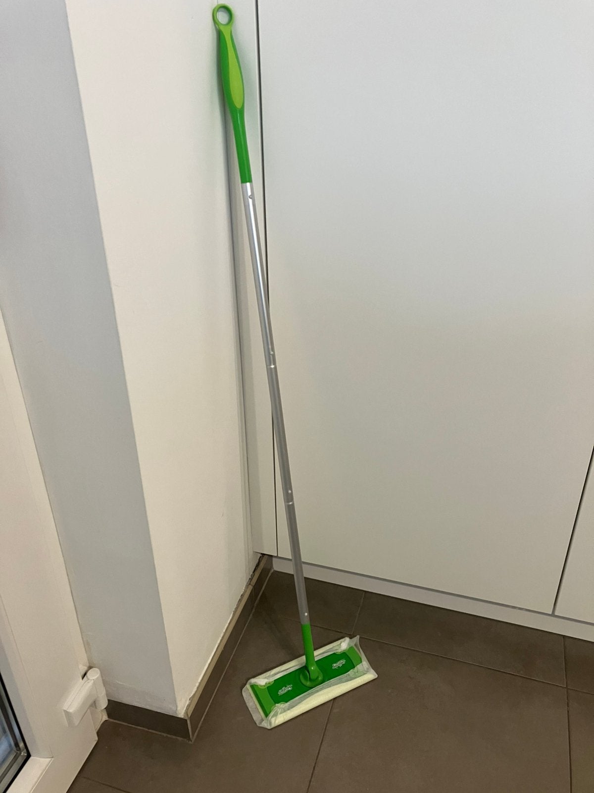 Swiffer kit sweeper, Enlèvement, Mop ou Serpillière