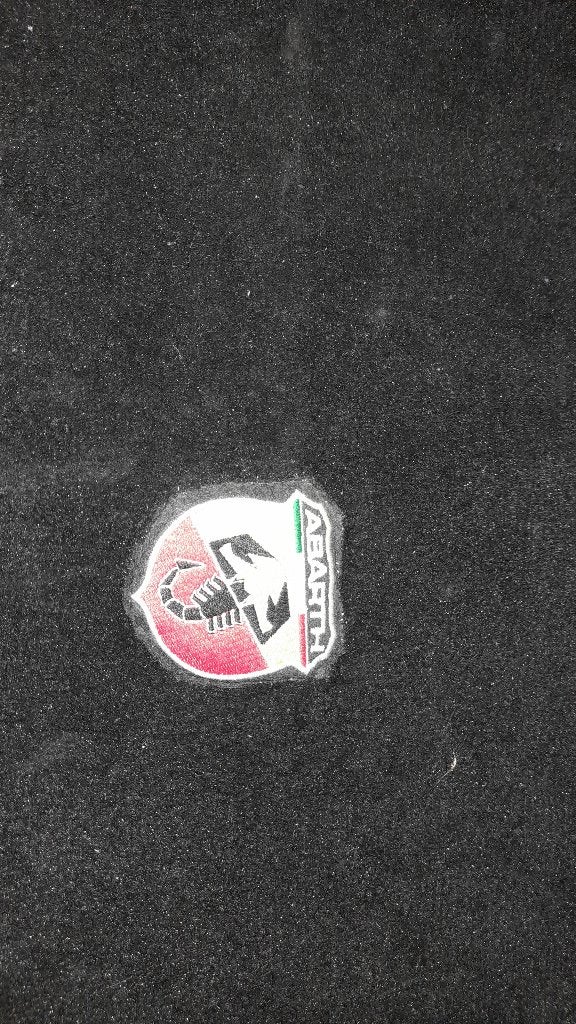 Abarth 595 tapis de coffre, Autos : Pièces & Accessoires, Enlèvement, Utilisé