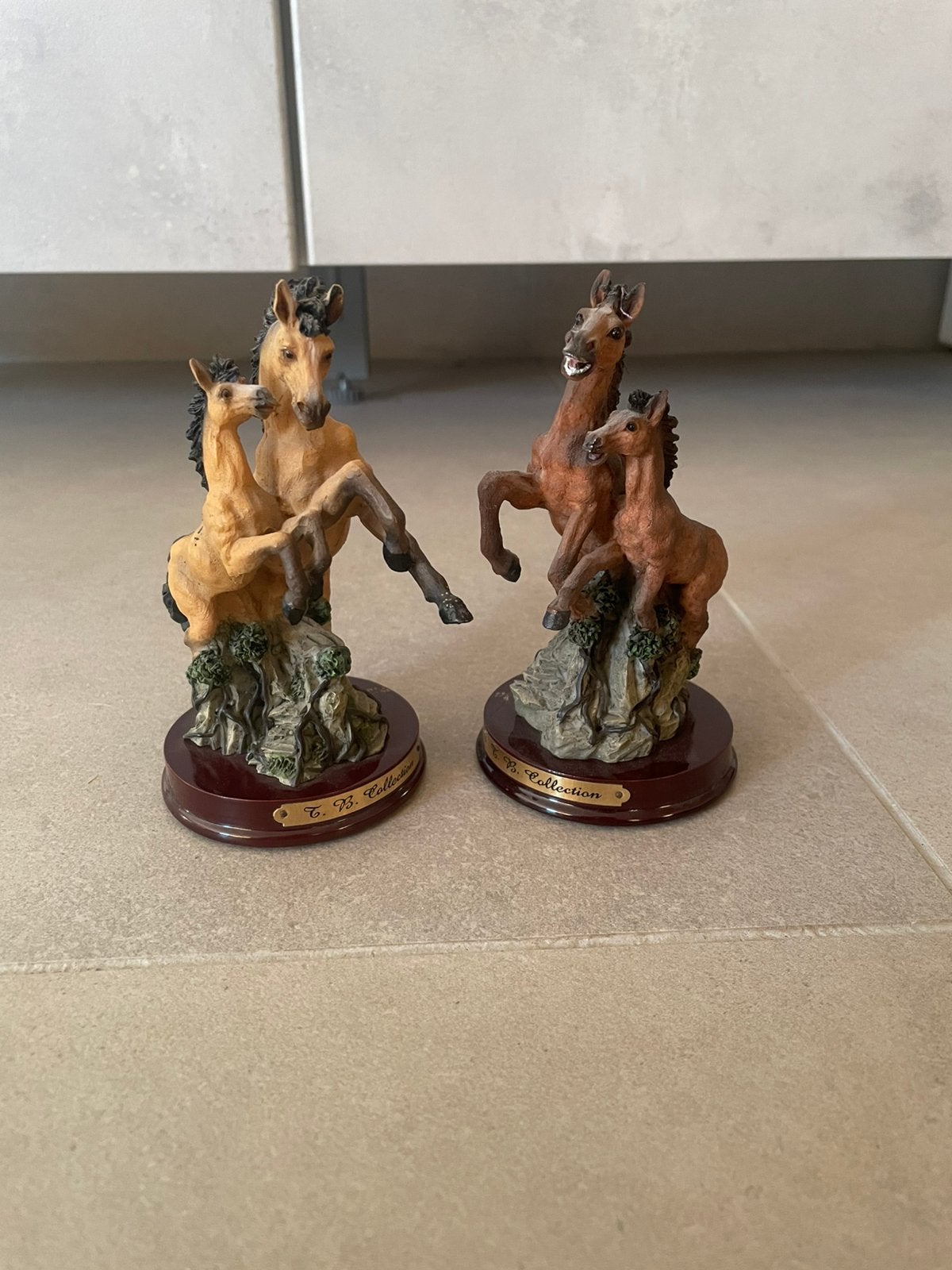 Beeldjes paarden ongeveer 10 cm, Ophalen, Zo goed als nieuw