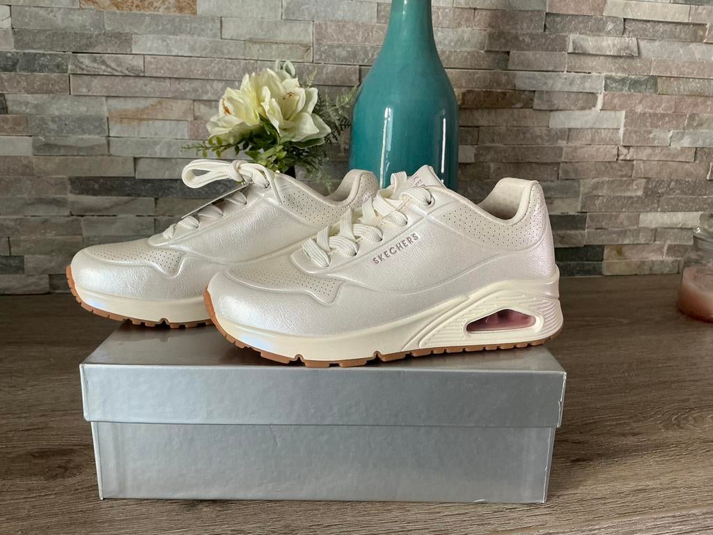 Baskets Skechers pour femme 35, Neuf, Autres couleurs, Sneakers et Baskets, Enlèvement