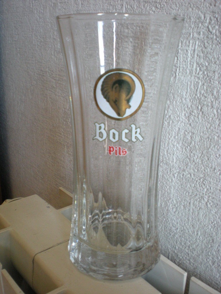 BOCK Pils, Verzamelen, Biermerken, Zo goed als nieuw, Glas of Glazen, Ophalen of Verzenden