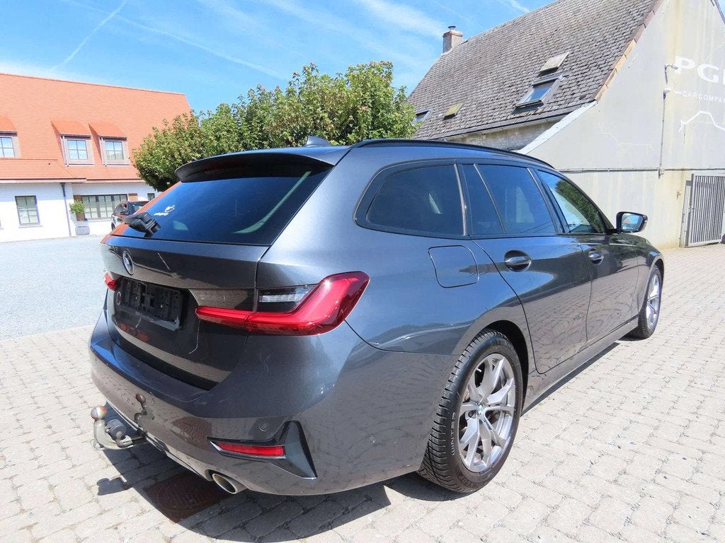 BMW 3 Serie 318 Touring 318 dA sportline 14000eur NETTO, Autos, Cuir, Argent ou Gris, Achat, Entreprise