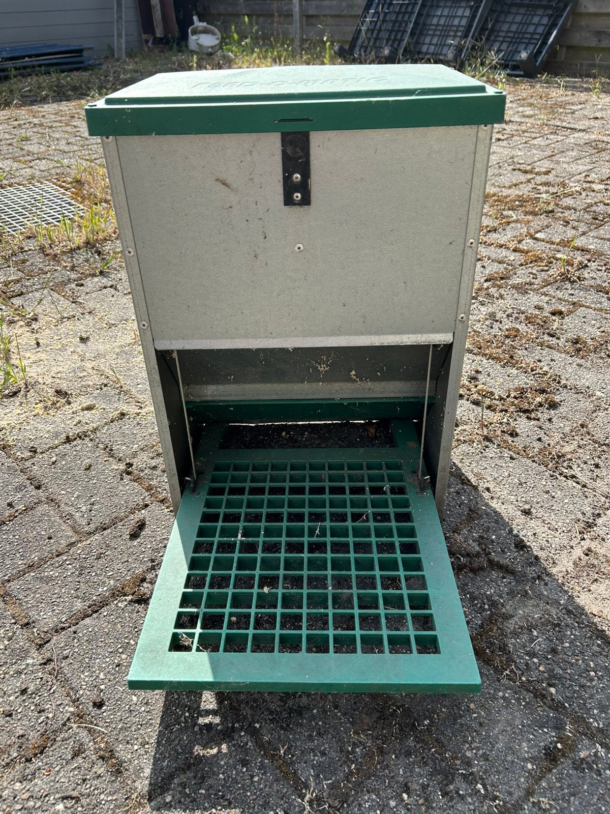 Voederbak, Dieren en Toebehoren, Ophalen, Gebruikt, Drinken en Voederen