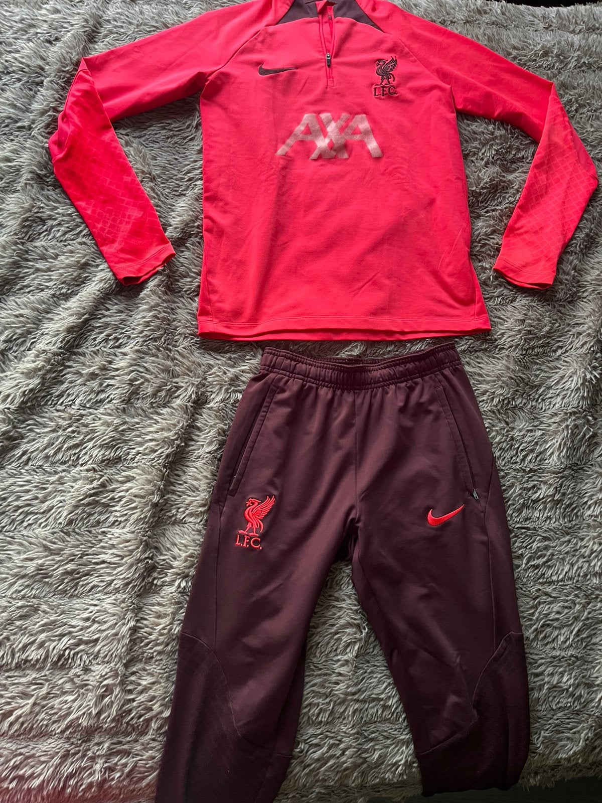 Survêtement Nike Liverpool, Vêtements | Hommes, Vêtements de sport, Enlèvement ou Envoi, Porté, Taille 46 (S) ou plus petite, Football