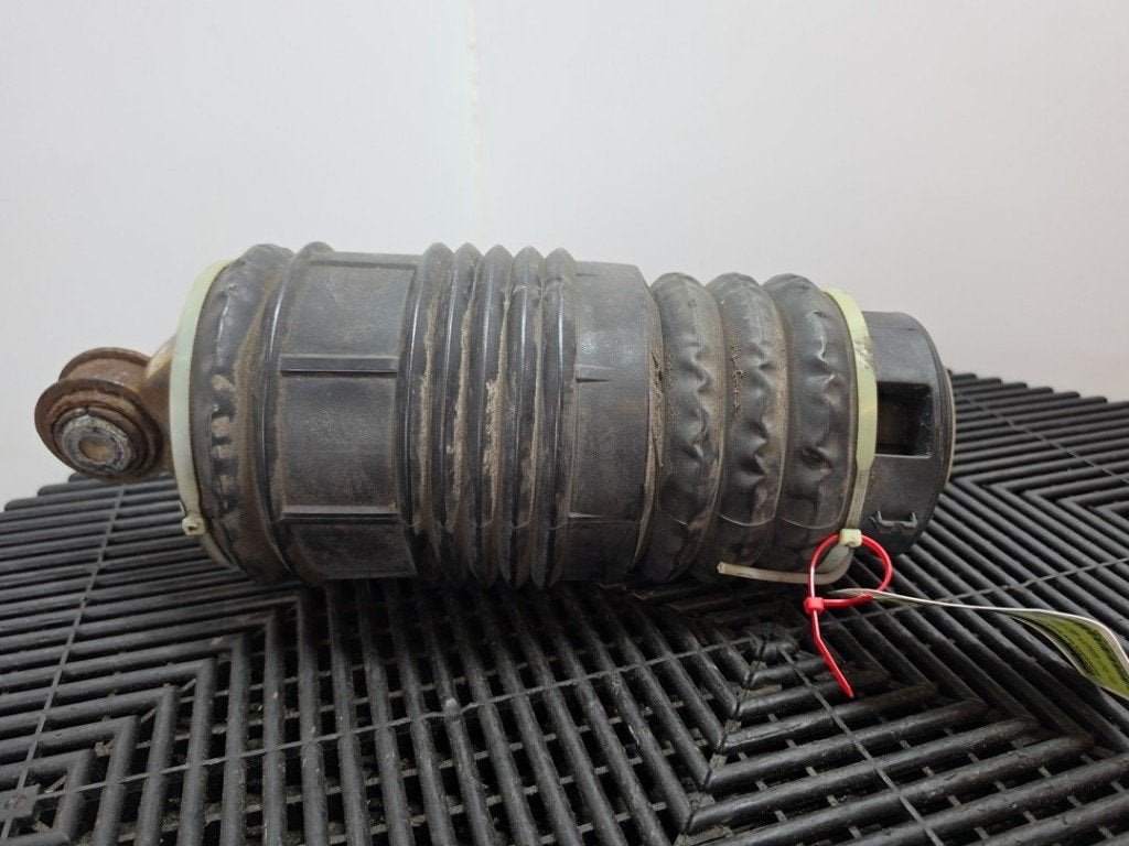 SOUFFLET DE SUSPENSION Mercedes-Benz CLS (C219), Mercedes-Benz, Utilisé, Dialog.mb@mercedes-benz.com, Mercedes-Benz AG