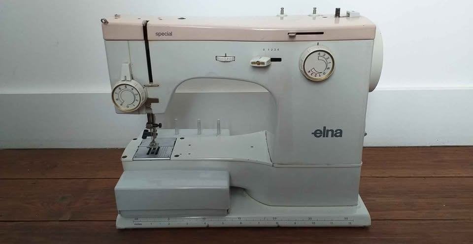 Machine à coudre Elna special, Enlèvement, Utilisé