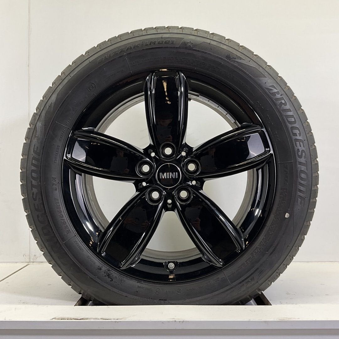 MINI JCW F60 531 STYLING SET VELGEN + WINTERBANDEN 17 INCH, Pneus et Jantes, Pneus hiver, Véhicule de tourisme, -