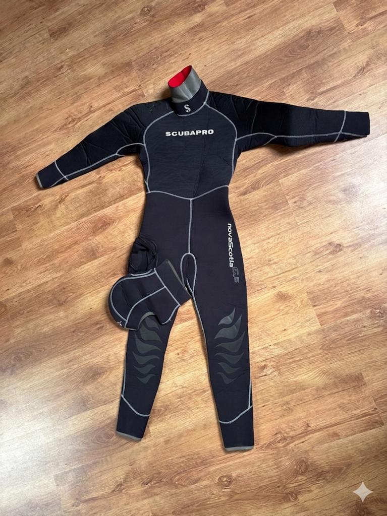 Combinaison semi étanche Scubapro Nivascotia 6.5 ML, Sports nautiques & Bateaux, Enlèvement ou Envoi, Comme neuf