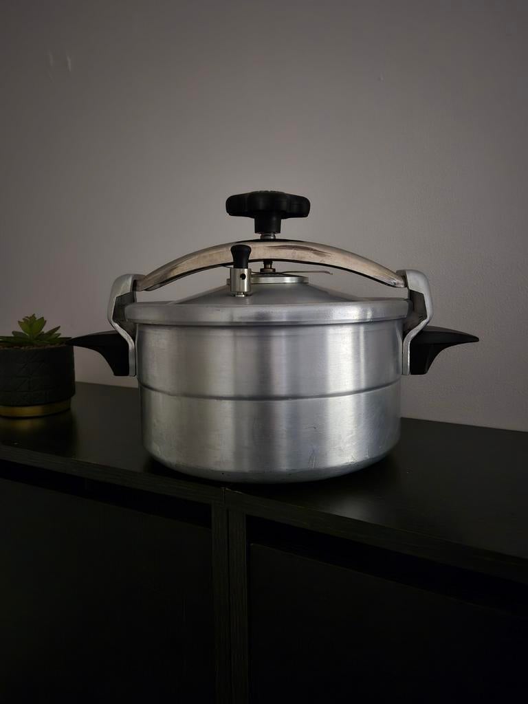 Snelkookpan, Huis en Inrichting, Keuken | Potten en Pannen, Ophalen of Verzenden, Zo goed als nieuw