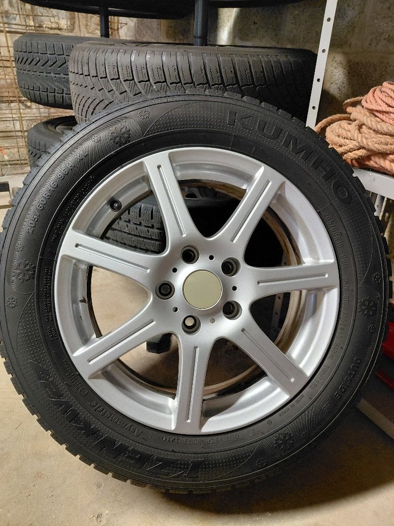 4 roues complètes 16" – pneus hiver 205/55 R16 91H, Pneus hiver, 16 pouces, 205 mm, Pneu(s)