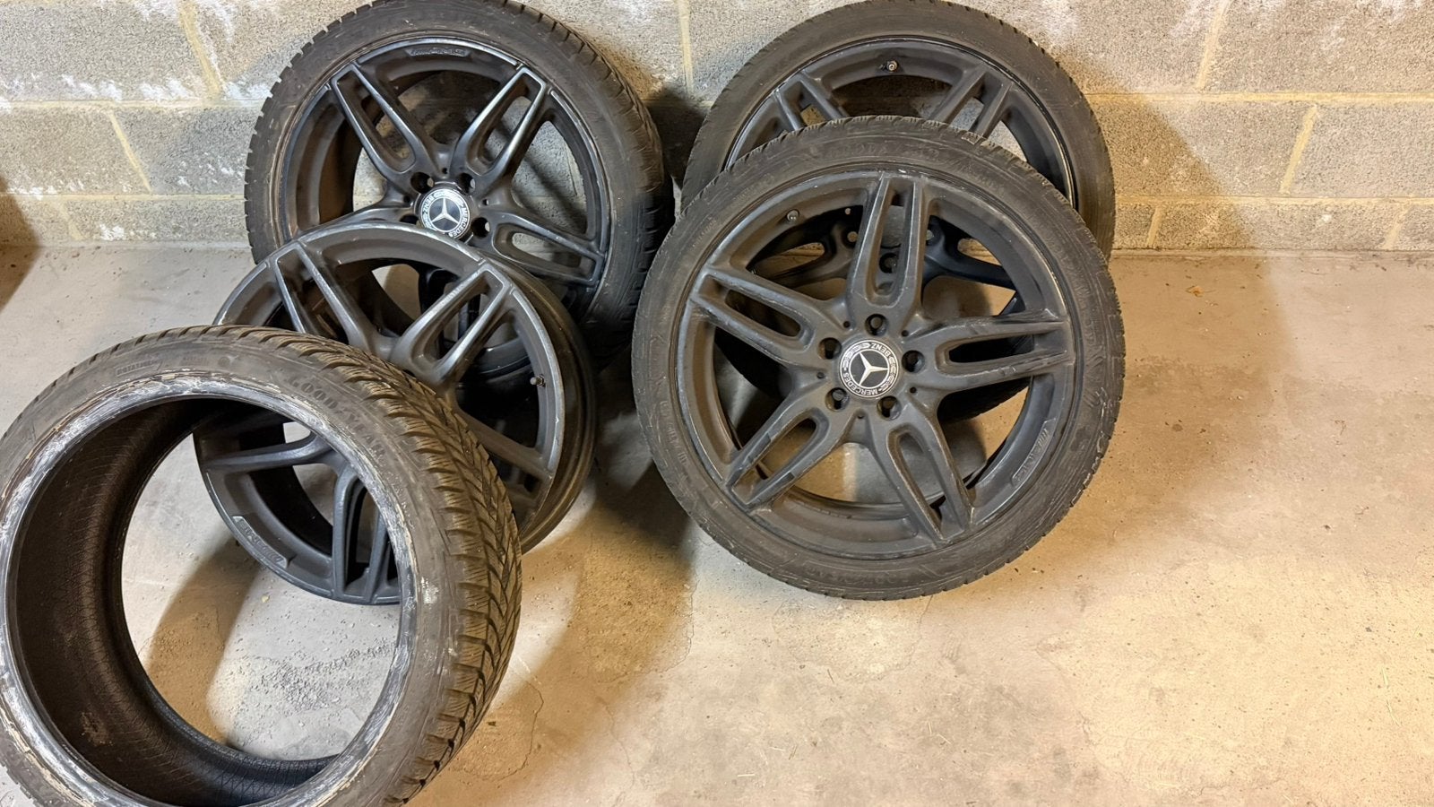 Jantes mercedes AMG 18 pouces, Hobby & Loisirs créatifs, Enlèvement, Comme neuf, Voiture
