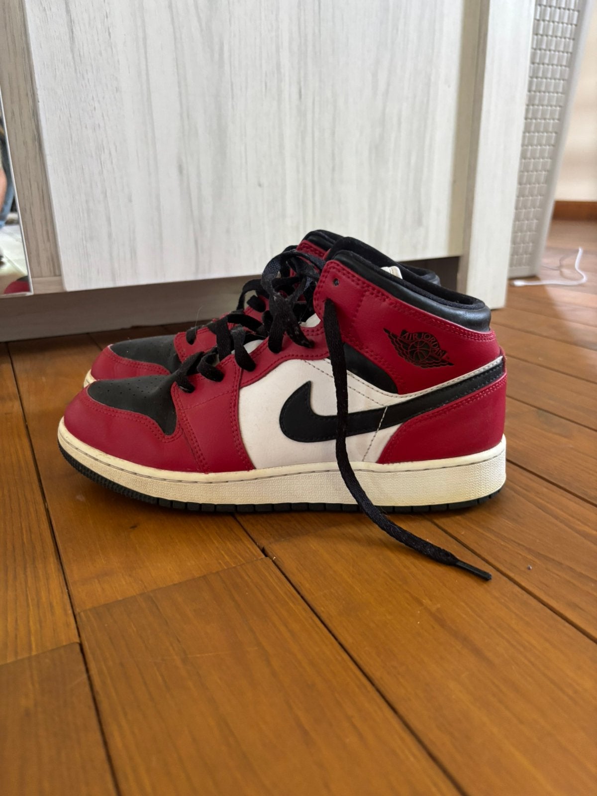 AIR JORDAN 1 MID, Enlèvement ou Envoi, Comme neuf