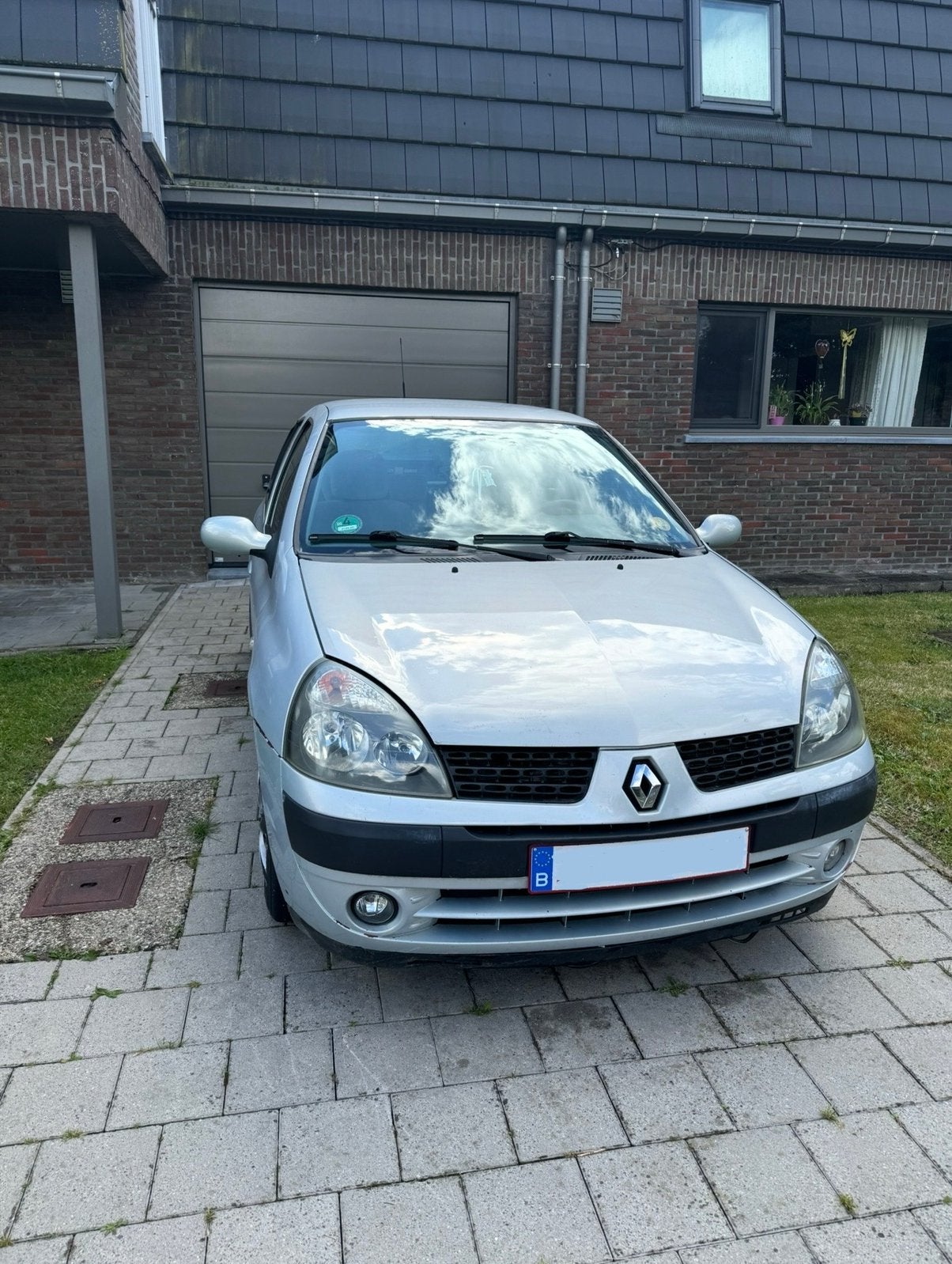 Renault Clio 1.4 16V 5-deurs - Lichte vracht, Autos, Renault, Argent ou Gris, Achat, Boîte manuelle, 5 portes
