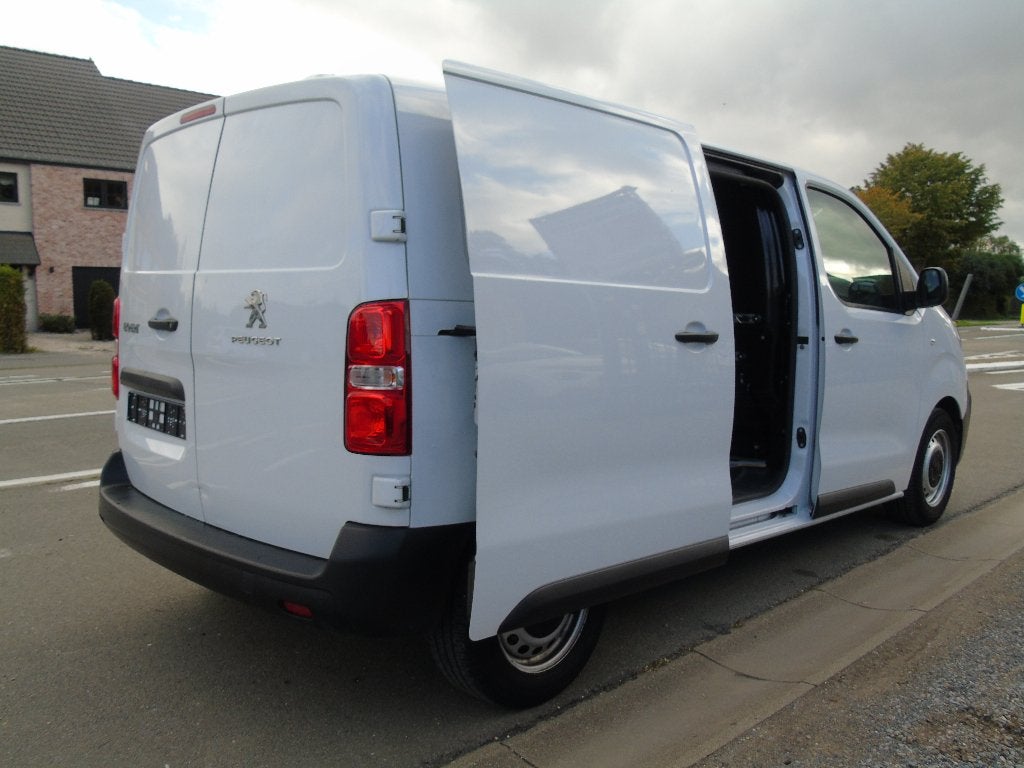 Peugeot Expert 2.0 HDI*09/2022*1e Eigen*Apple CarPlay*Camera, Auto's, Bestelwagens en Lichte vracht, Voorwielaandrijving, 4 cilinders